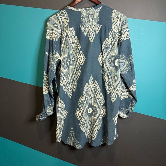 Blue Patterned Women's Tunic - Picture 6 of 12